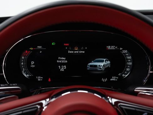 Used 2025 Bentley Flying Spur Plug-In Hybrid AWD/4WD image 37