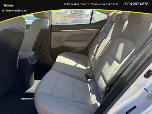 Used 2020 Hyundai Elantra SEL FWD image 15
