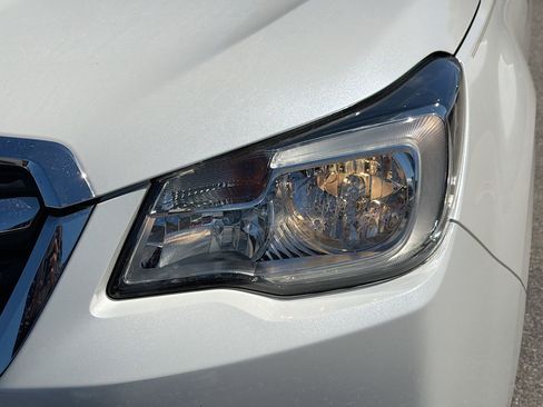 Used 2017 Subaru Forester 2.5i Limited w/ Popular Package #1 image 9