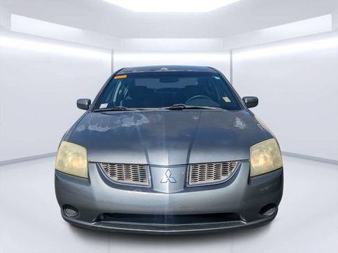 Used 2005 Mitsubishi Galant SE FWD image 8