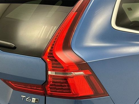 Used 2018 Volvo XC60 T6 R-Design w/ Convenience Package image 23