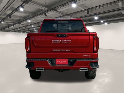 Used 2025 GMC Sierra 1500 AT4 w/ AT4 Premium Package image 15