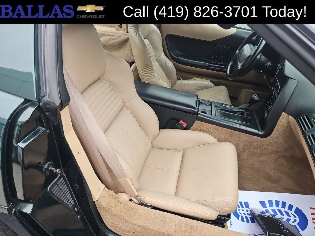 Used 1996 Chevrolet Corvette Coupe RWD image 29