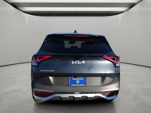Used 2023 Kia Sportage LX image 16