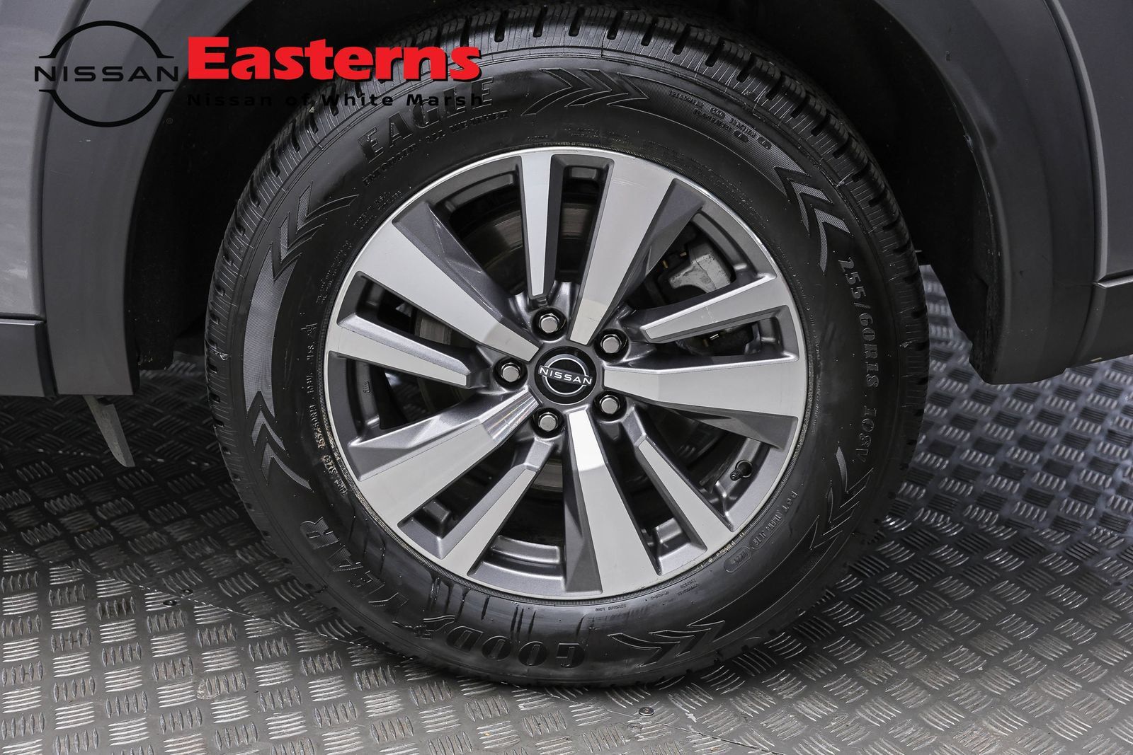 Used 2022 Nissan Pathfinder SL AWD/4WD image 8