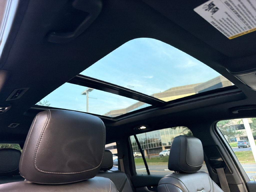 Used 2023 Cadillac XT6 Premium Luxury AWD/4WD image 14