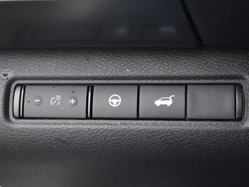 Used 2024 Nissan Pathfinder SL w/ Lighting Package (N92) image 29