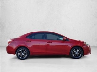 Used 2016 Toyota Corolla LE FWD video 4