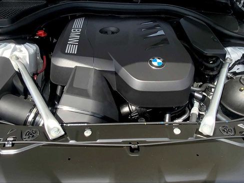 Used 2026 BMW 530i xDrive 530i xDrive w/ M Sport Package image 16