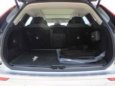 Certified 2023 Volvo XC60 B5 Ultimate w/ Climate Package AWD/4WD image 22