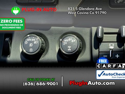 Used 2020 GMC Yukon Denali w/ Denali Premium Package AWD/4WD image 24