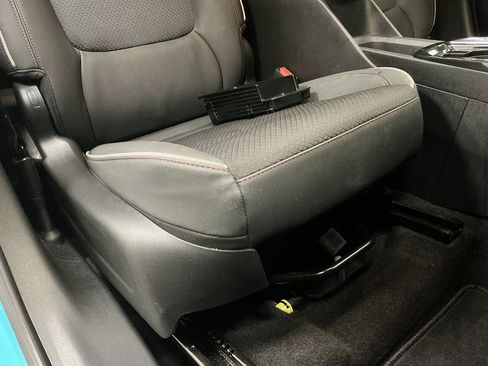Used 2022 Chevrolet TrailBlazer RS w/ Sun and Liftgate Package AWD/4WD image 10
