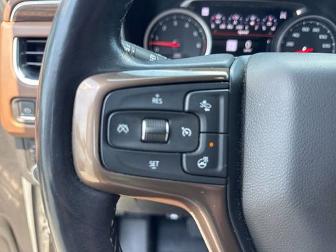 Used 2021 Chevrolet Suburban High Country image 31