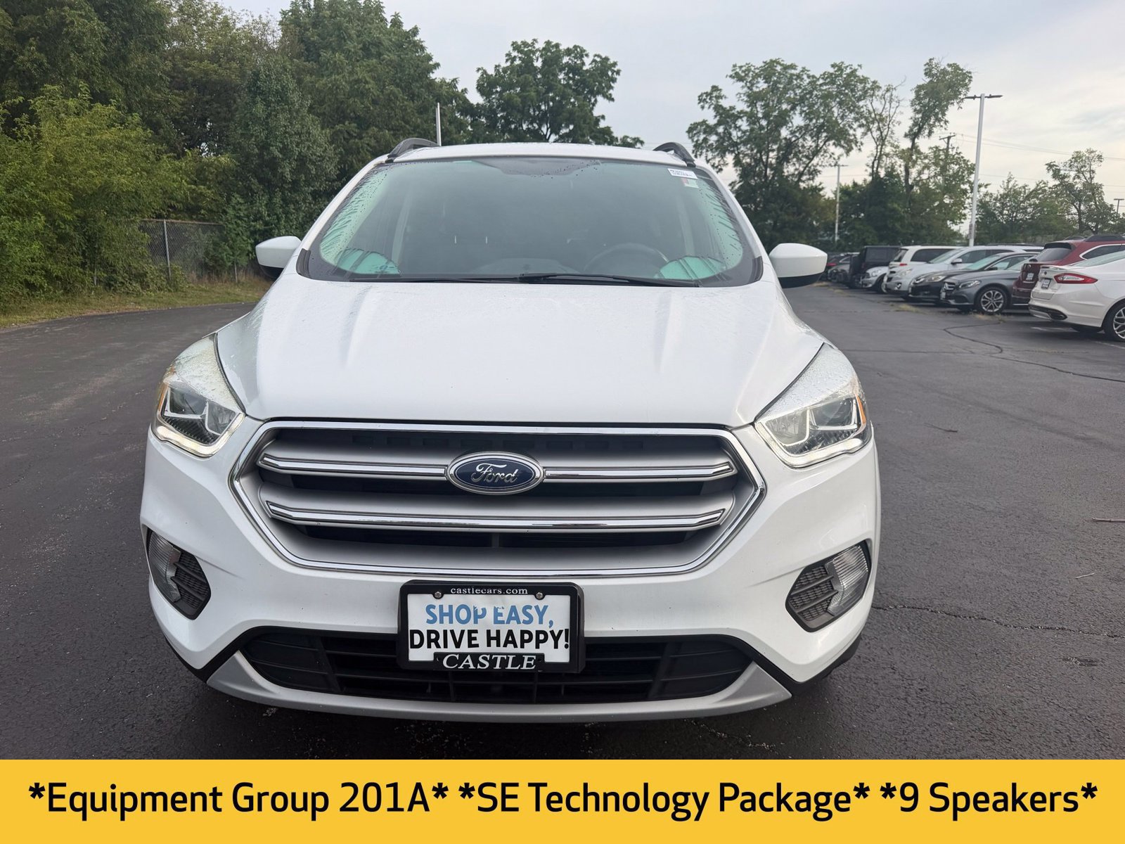 Used 2017 Ford Escape SE w/ Equipment Group 201A FWD image 2