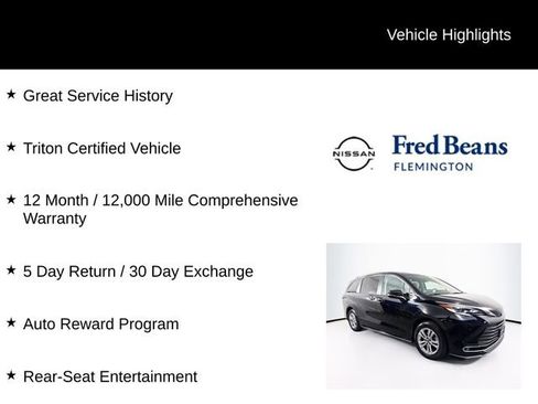 Used 2023 Toyota Sienna Platinum AWD/4WD image 5