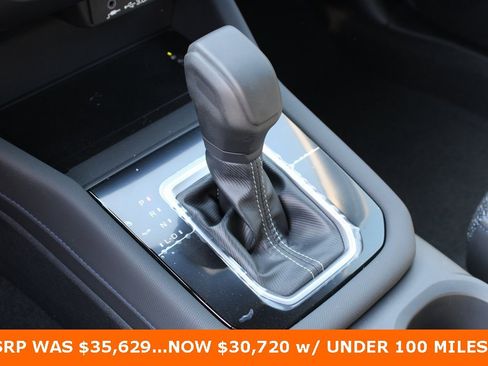 Used 2025 Subaru Forester Premium image 16