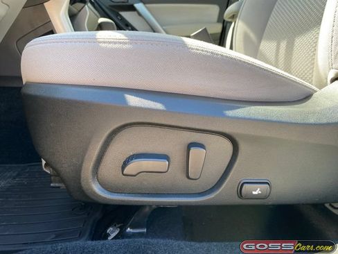 Used 2018 Subaru Forester 2.5i Premium w/ All-Weather Package AWD/4WD image 25