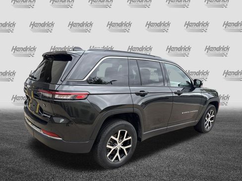 Used 2024 Jeep Grand Cherokee Limited AWD/4WD image 10