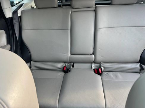 Used 2017 Subaru Forester 2.5i Premium AWD/4WD image 21