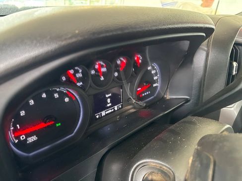 Used 2022 Chevrolet Silverado 2500 W/T w/ WT Convenience Package AWD/4WD image 13
