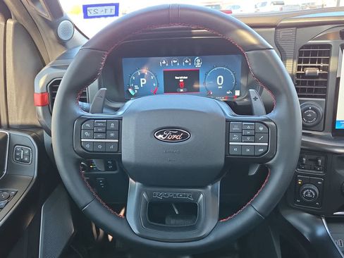 Used 2025 Ford F150 Raptor AWD/4WD image 19