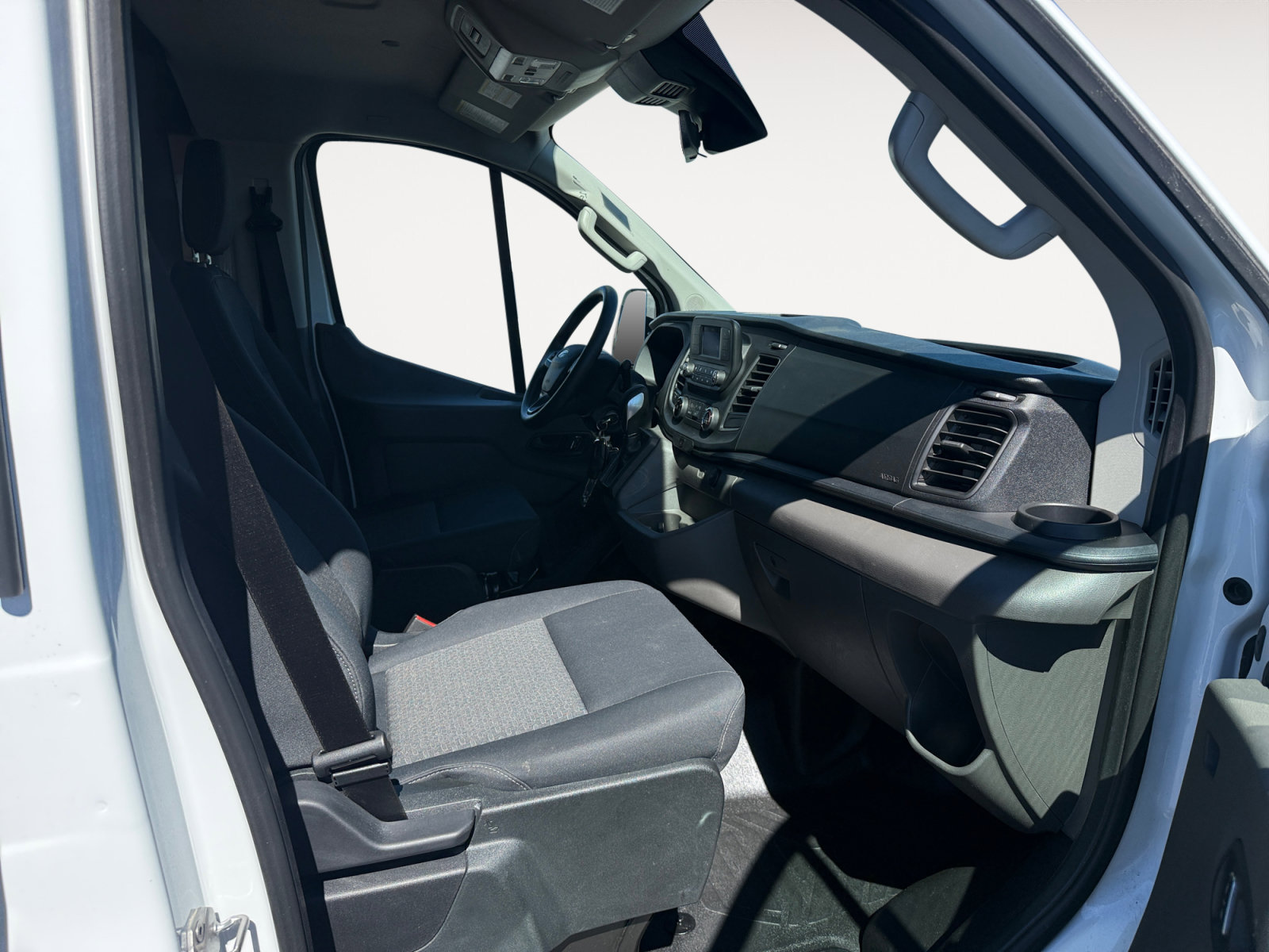 Certified 2025 Ford Transit 250 Low Roof w/ Exterior Upgrade Package RWD image 19