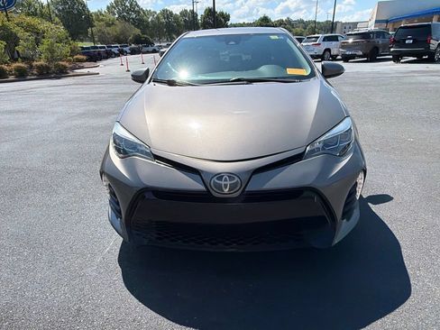 Used 2019 Toyota Corolla SE FWD image 17