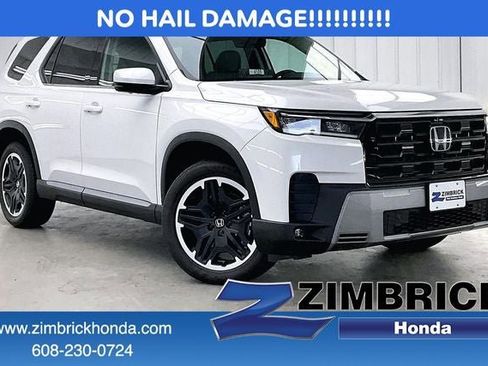 New 2026 Honda Pilot Touring image 1