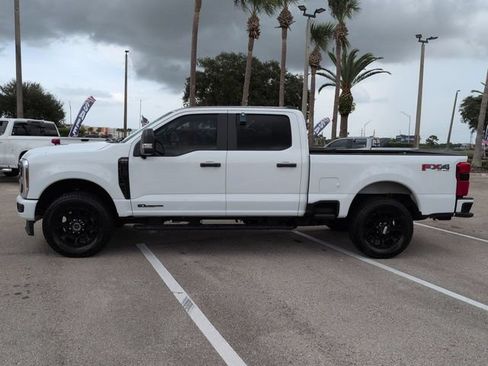 Used 2024 Ford F250 XL w/ STX Appearance Package AWD/4WD image 7