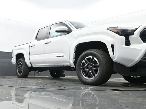 New 2026 Toyota Tacoma TRD Sport AWD/4WD image 22