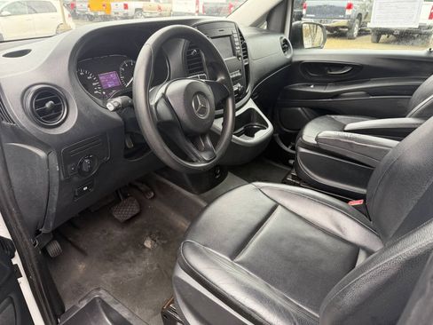 Used 2019 Mercedes-Benz Metris image 11