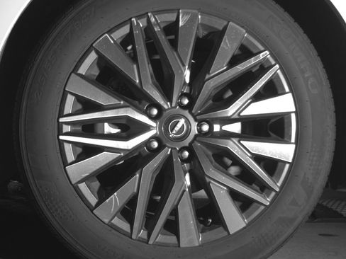 Used 2025 Nissan Altima 2.5 SV image 12