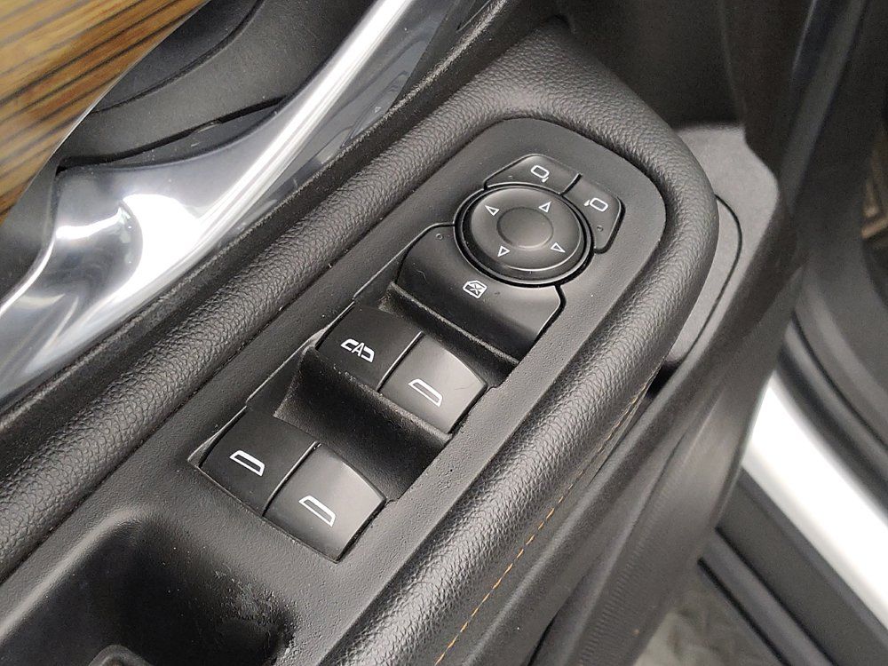 Used 2018 GMC Terrain SLE FWD image 27