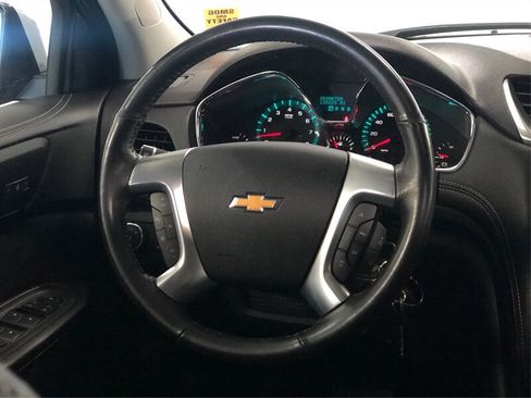 Used 2017 Chevrolet Traverse Premier AWD/4WD image 16