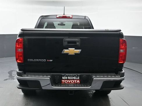 Used 2017 Chevrolet Colorado W/T w/ WT Convenience Package AWD/4WD image 5