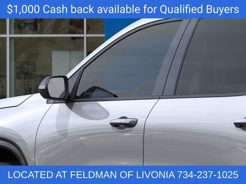 New 2026 Chevrolet Traverse RS w/ LPO, Floor Liner Package AWD/4WD image 12