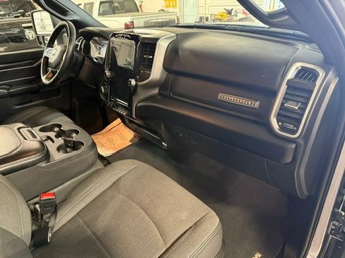 Certified 2024 RAM 2500 Big Horn w/ Night Edition AWD/4WD image 9