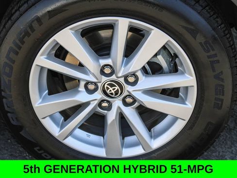 Used 2025 Toyota Camry LE FWD image 11