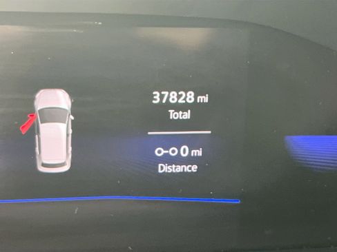 Used 2022 Volkswagen Tiguan SE R-Line image 12