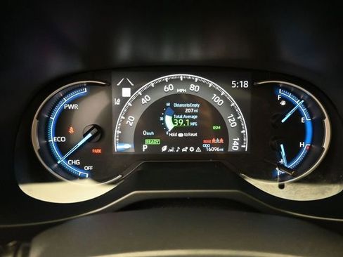 Used 2024 Toyota RAV4 XLE Premium image 3