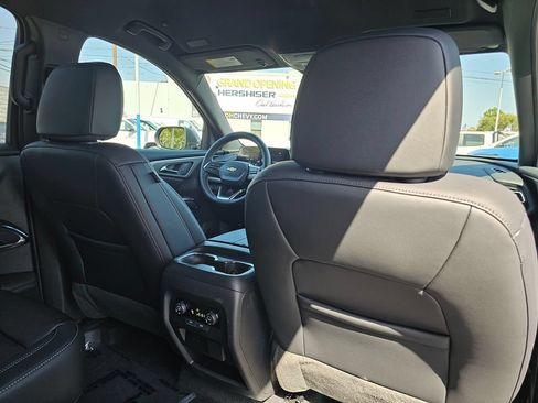 New 2026 Chevrolet Traverse LT w/ Driver Confidence Package FWD image 14