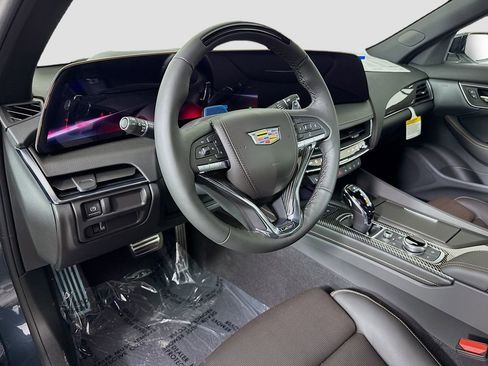 New 2026 Cadillac CT5 V w/ LPO, ONYX Package image 9