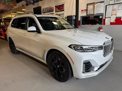 Used 2020 BMW X7 xDrive40i image 3