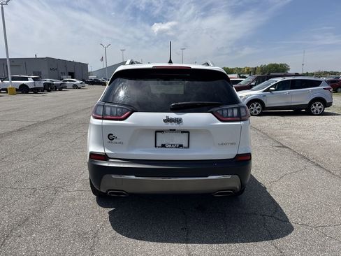 Used 2019 Jeep Cherokee Limited AWD/4WD image 7