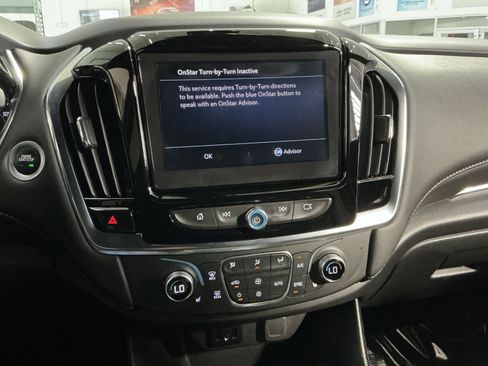 Used 2023 Chevrolet Traverse LT AWD/4WD image 21