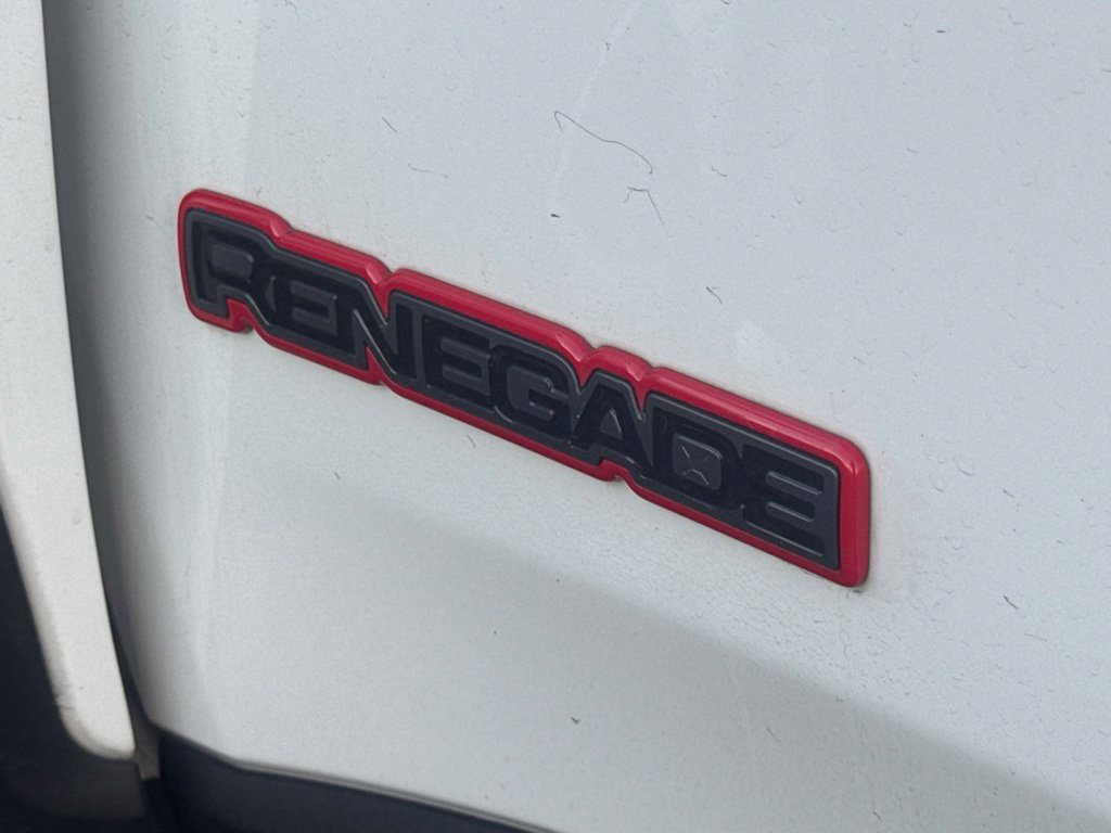 Used 2021 Jeep Renegade Trailhawk AWD/4WD image 46