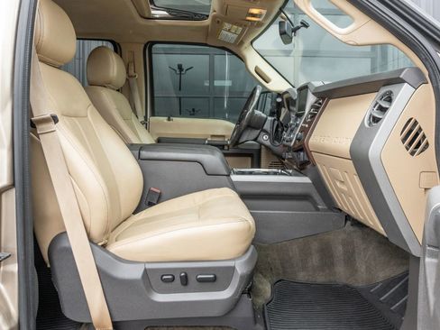 Used 2014 Ford F350 Lariat w/ Lariat Ultimate Package image 18