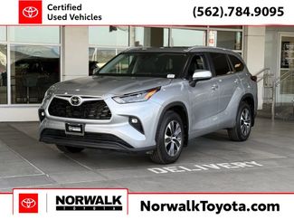 Used 2024 Toyota Highlander XLE video 1