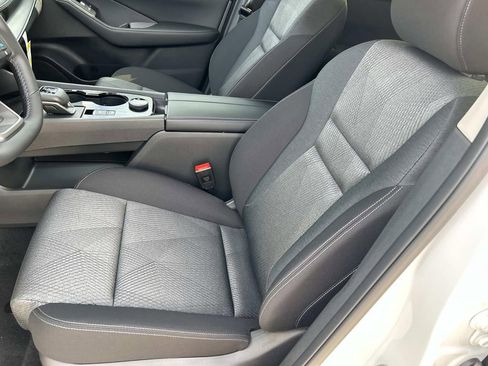 New 2026 Nissan Rogue SV AWD/4WD image 15