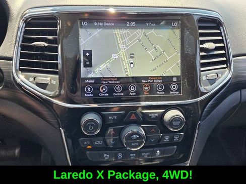 Used 2021 Jeep Grand Cherokee Laredo X AWD/4WD image 20